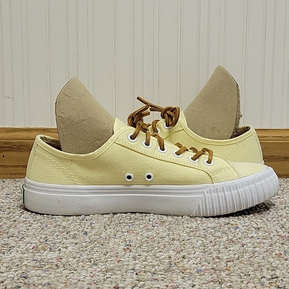 PF Flyers Center Lo Yellow Canvas Sneakers with White Soles, Women's 8 - Picture 4 of 6